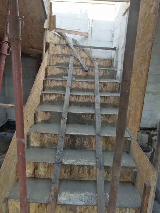 Posadzki anhydrytowe, jastrychowe, chudy beton