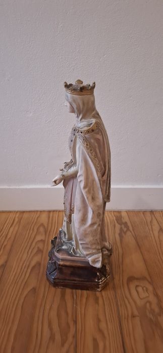 Estatueta Rainha Santa Isabel