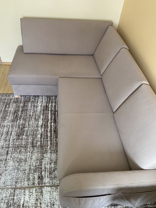 Sofa narożna z funkcją spania i schowkiem, stan bdb