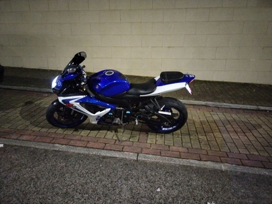 Gsxr 600  para venda