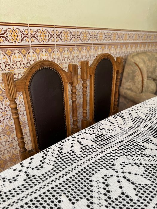 6 Cadeiras de madeira