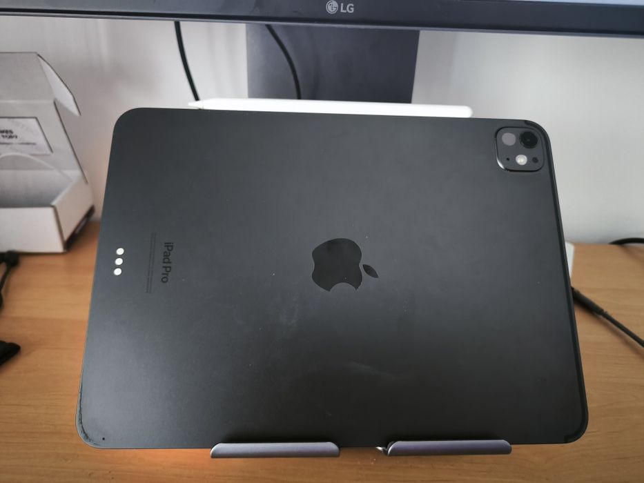 iPad Pro 11 M4 256gb  + Apple pancil PRO + suporte Anker
