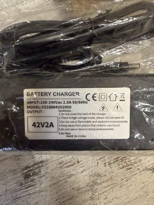 Зарядний пристрій 42V 2A для електросамоката та електровелосипеда, Battery Charger YZ10004202000