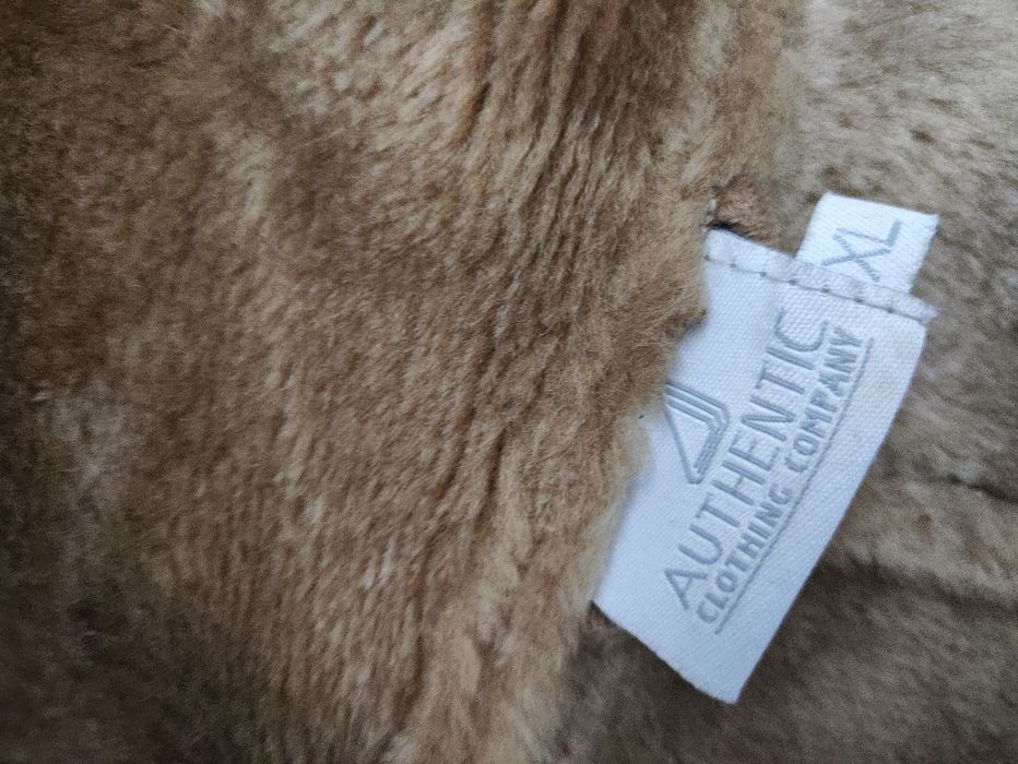 Lekki kożuch damski 42 XL Authentic dla wysokiej