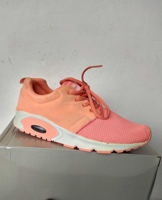 Жіночі кросівки AIR GLD ( Graceland) 40р, 25.5см