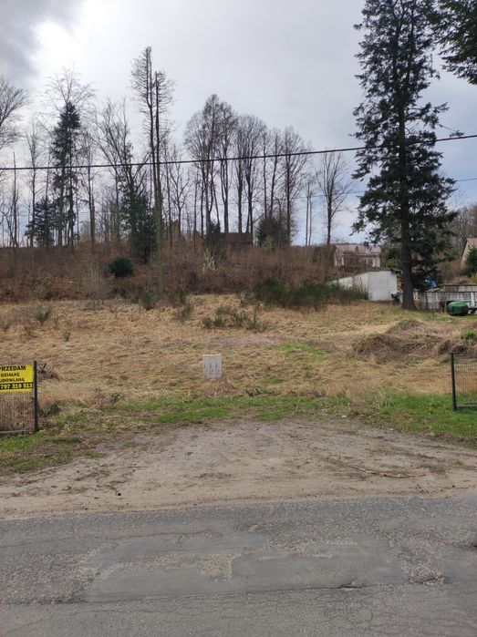 Działka budowlana 25 arów w Jarnotłówku