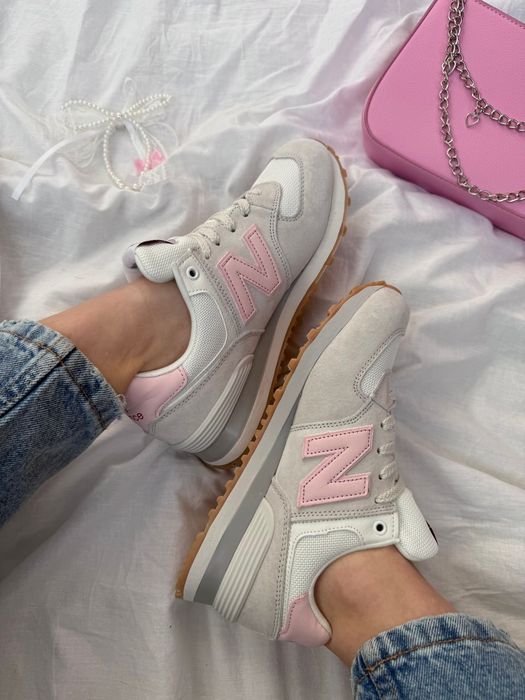 ШВИДКА ВІДПРАВКА,  New Balance 574 pink, жіночі замшеві кросівки
