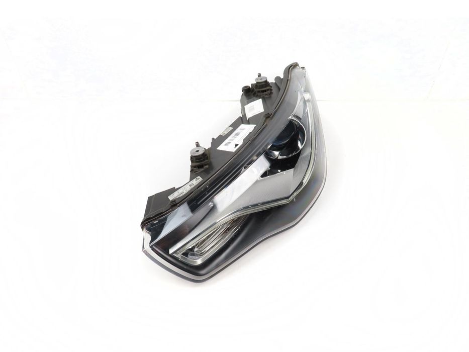 Farol Xenon Audi A1 Ref: 8X0941043 2010 - 2026