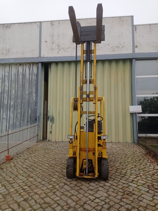 Empilhador matral 1500kg a gasolina