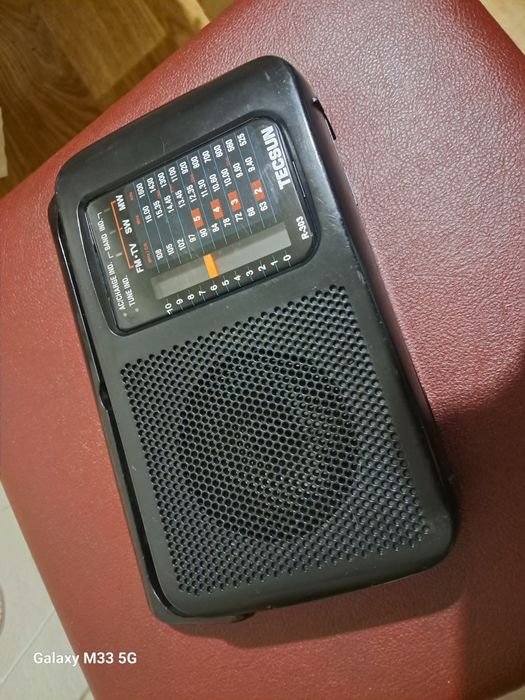 Продам радиоприёмник Tecsun R303