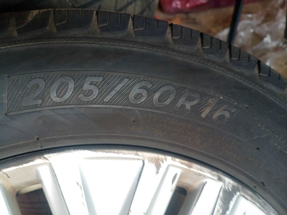 Резина летняя R16 Michelin Defender 205/60/R16 2020г шины