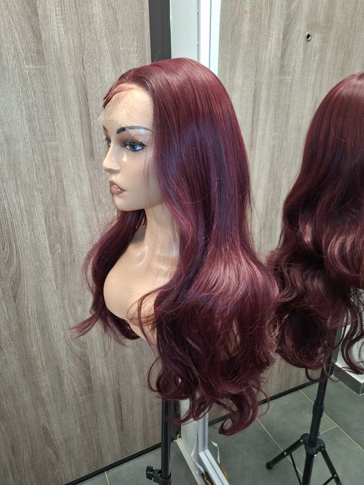 Długa Bordowa Kręcona Peruka Na Koronkowej Siateczce Lace Front Wig