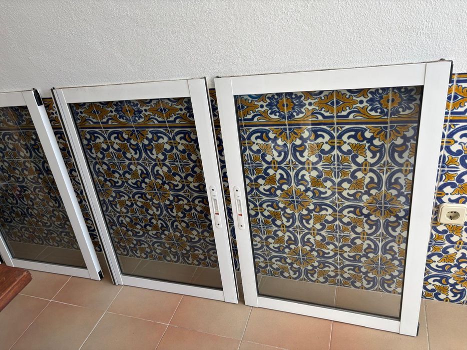 Janela de correr de alumínio branco