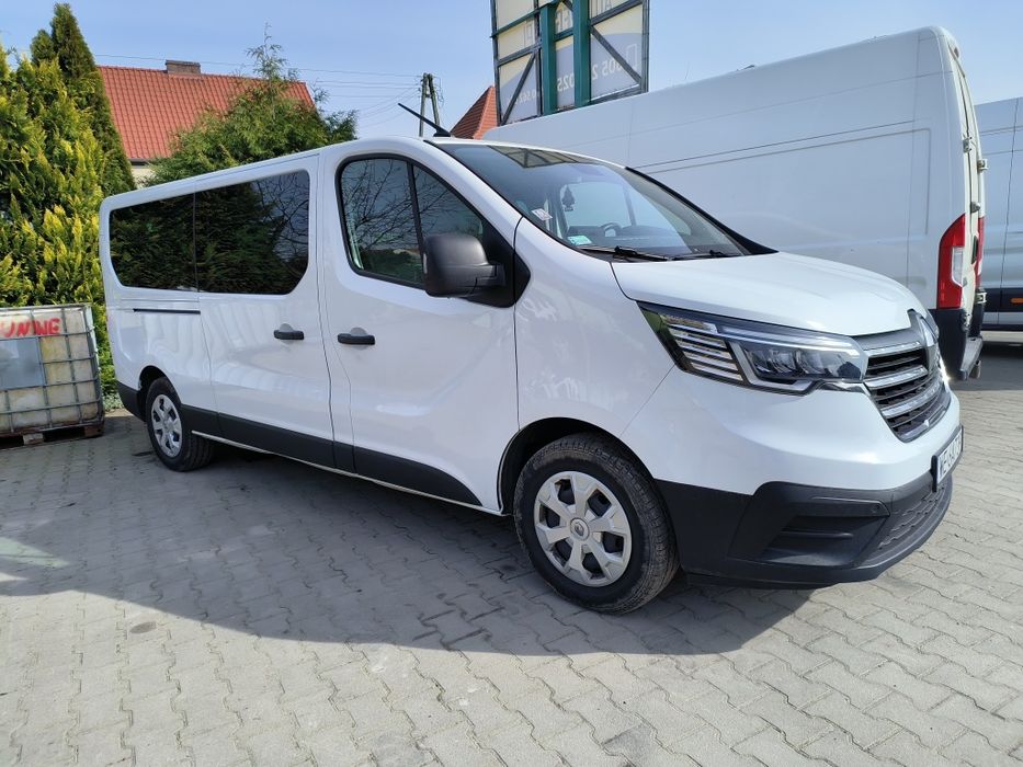 Komfortowy Bus 9-osobowy - Wynajem dla Firm i Prywatnych - Wrocław