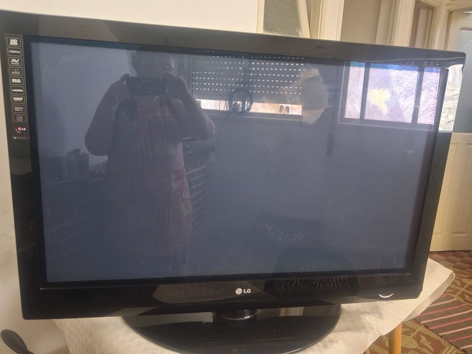 Telivisáo tv  lg