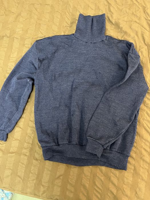 Продам чоловічі светри