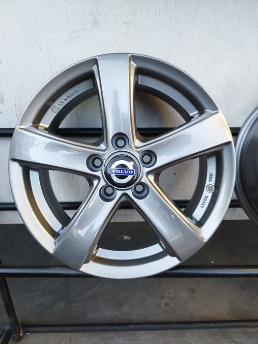 Felgi 16" 5x108 Et 50 6.5j Ford Volvo