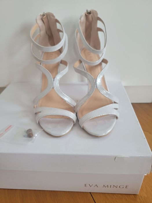 szpilki sandały skórzane Eva Minge r. 38