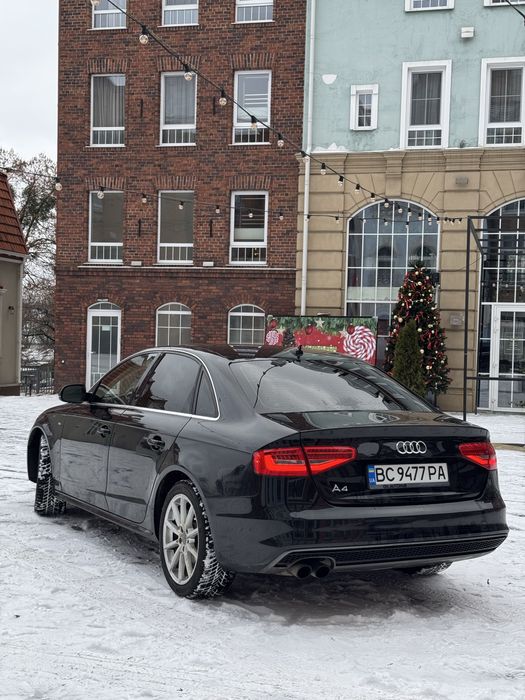 Audi A4 B8 2015 р. S - line