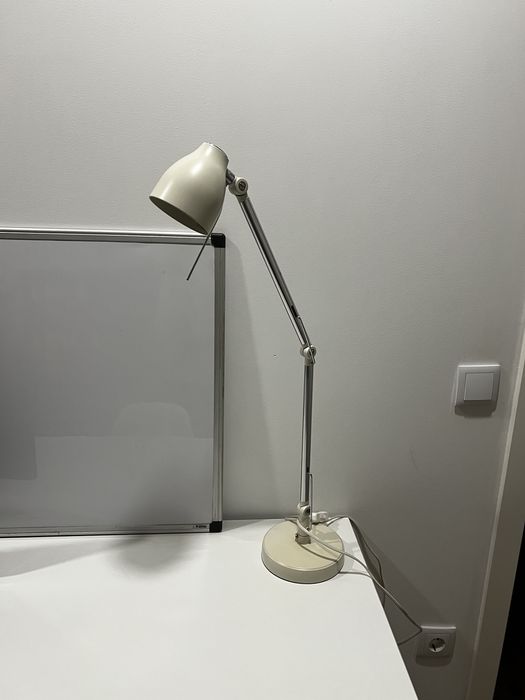 Candeeiro de mesa  Ikea