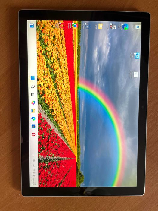 Microsoft Surface Pro 7. Windows 11 / i3/4gb/ssd 128.