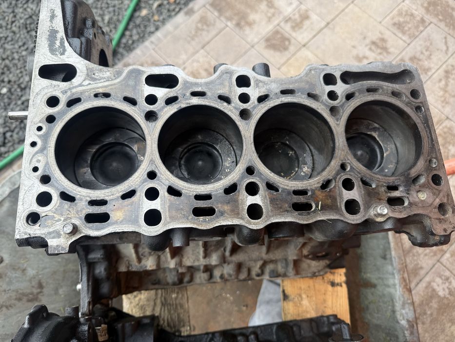 Блок низ мотора Двигуна Mercedes Sprinter 651 2.2 906 Стандарт