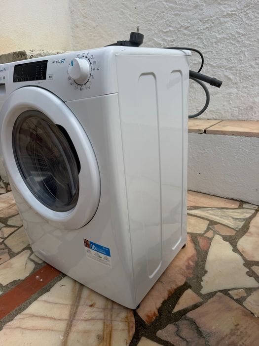 Máquina de Lavar e Secar Roupa Candy 8/5 kg 1400 rpm Wi-Fi (CSOW 4855TWE/1-S)