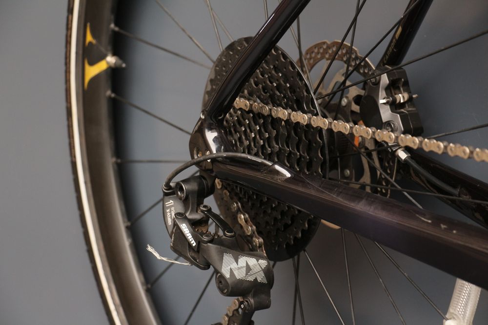 Велосипед Specialized Sirrus X Comp Carbon 2020. Не Trek, не Scott