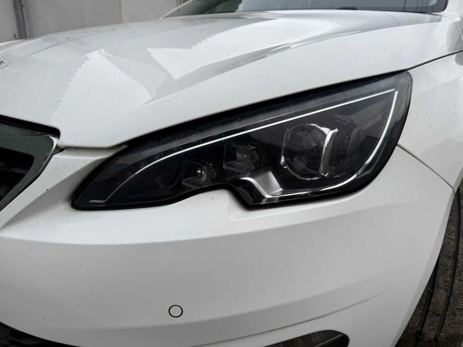Крило переднє праве+ліве Peugeot 308t9 EWPB 2016