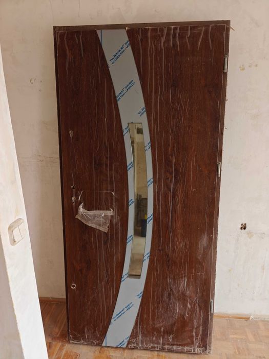 drzwi wejściwe zewnętrzne lewe