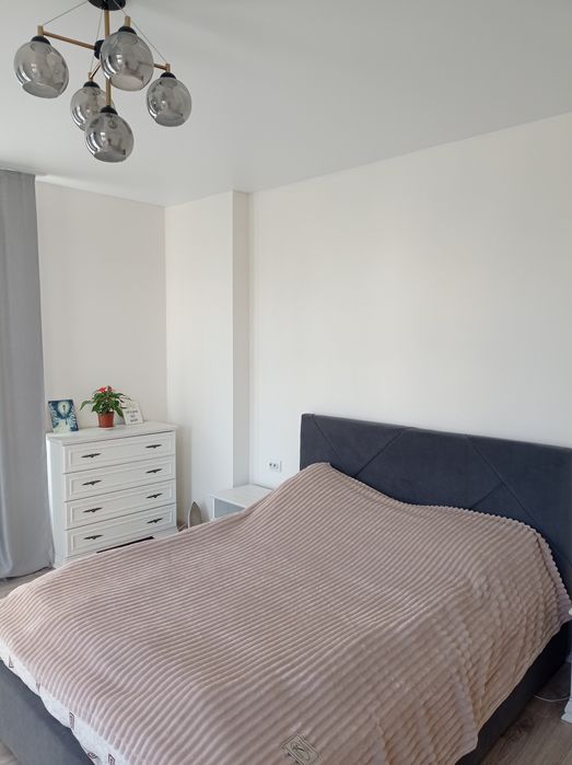 Здаються квартира. В хорошому районі, Довбуша 8б