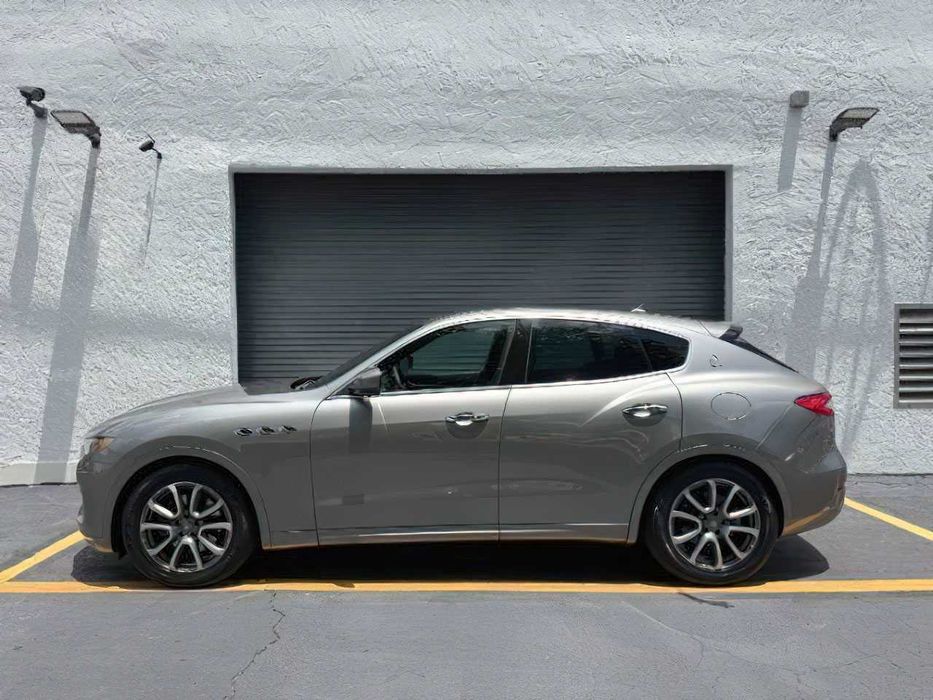 Maserati Levante      2019