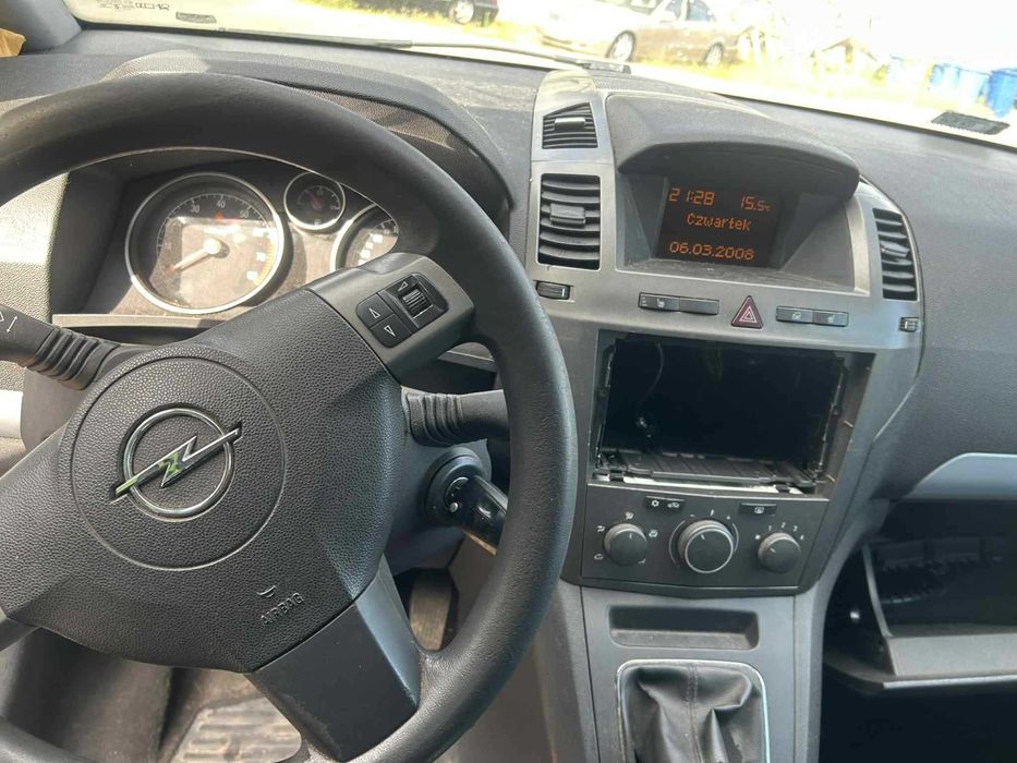 2008 Opel Zafira B 1.8 Z163 / Na części