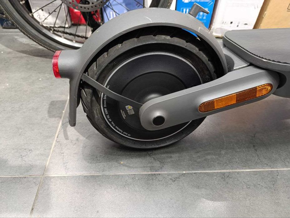 Електросамокат Xiaomi Electric Scooter 4 Ultra