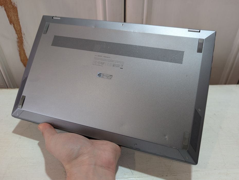 Asus ZenBook Ryzen 5500u 14" ips
