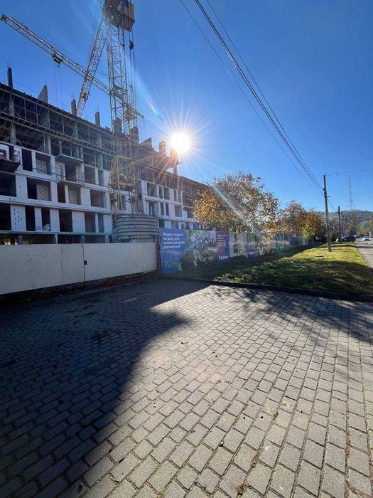 Продаж Фасадного приміщення 123 м2., вул. Промислова Без Комісії