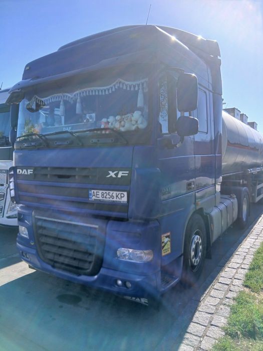 Тягач Daf XF 105.460