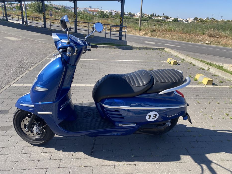 Mota Peugeot Django 125cc