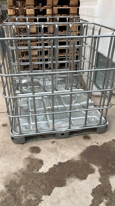 Depósitos IBC de 1000L - Palete Metálica = 80€