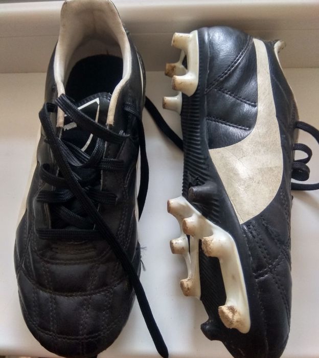 Продам футзалки Puma , 33размера