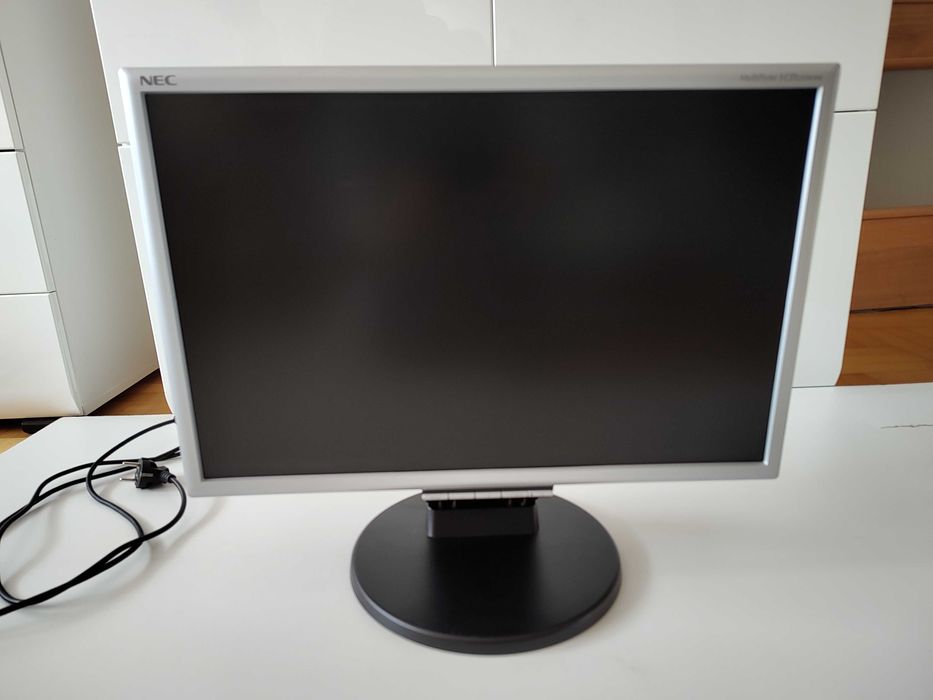 Monitor NEC lcd225wxm