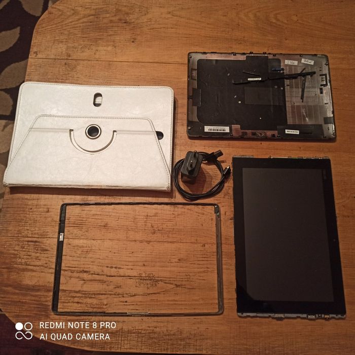 Планшет Asus TF-101 (на запчастини)