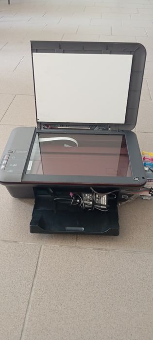 Принтер HP Deskjet 1050A + СНПЧ