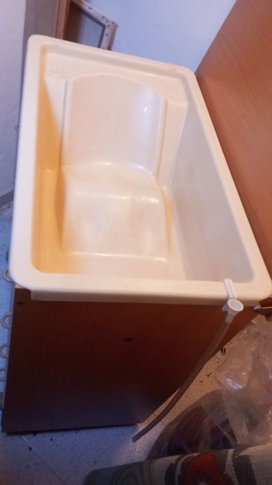 Cómoda banheira para bebé