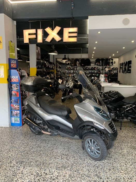 Piaggio  MP3 400 de 2010 Top case Piaggio, Tucano, Manoplas