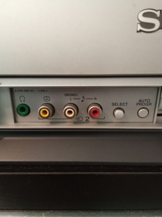 Vintage Sony Triniton CRT KV-TF21 PAL/Ntsc/Secam Stereo