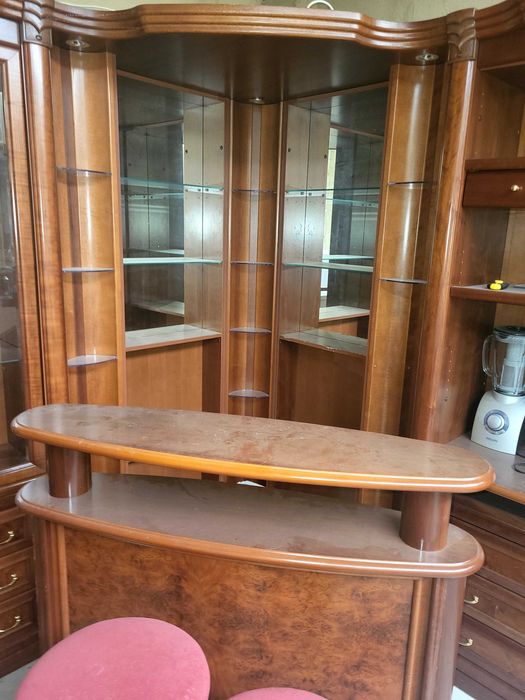 Móvel de sala com bar