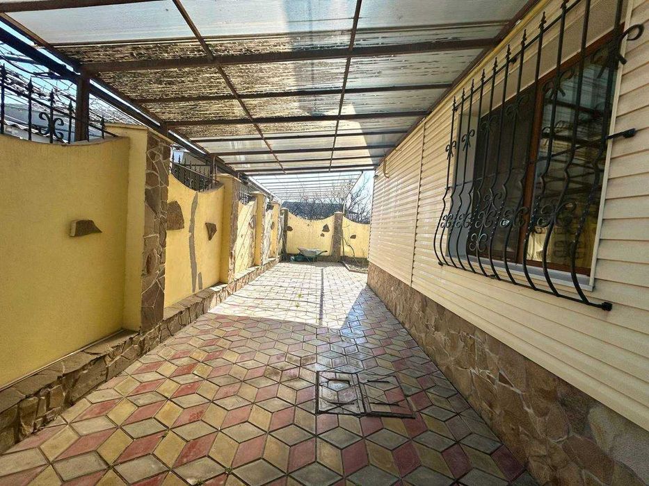 Двухэтажный дом у моря в с.Крыжановка, что в черте г.Одесса