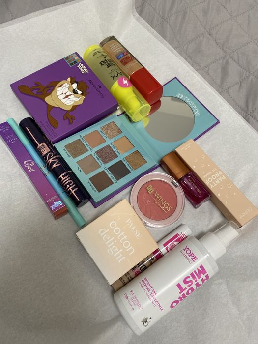 Duzy zestaw nowych kosmeyków colourpop paese revolution nyx