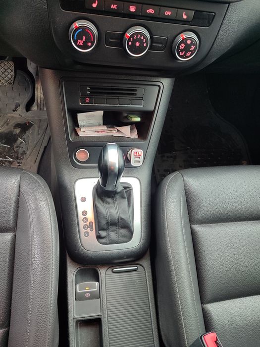 VOLKSWAGEN TIGUAN 2015 VIN WVGAV7AXXGW556152 фото оголошення 10 з 19